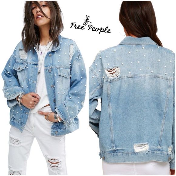 FREE PEOPLE Sunday Funday Pearl Trucker Denim Jacket in Indigo Blue Size Small - Picture 1 of 16